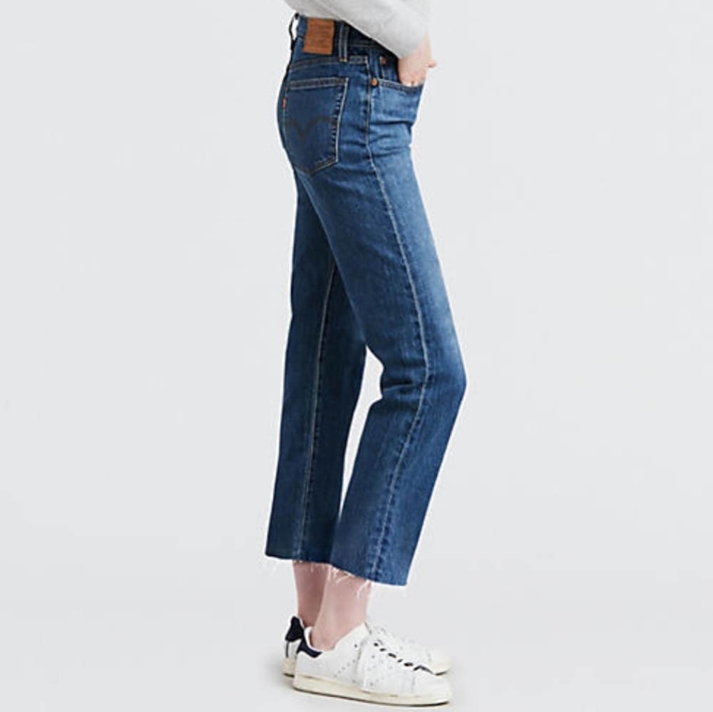 LEVI'S Wedgie Straight Cropped Raw Hem Denim Jeans 24